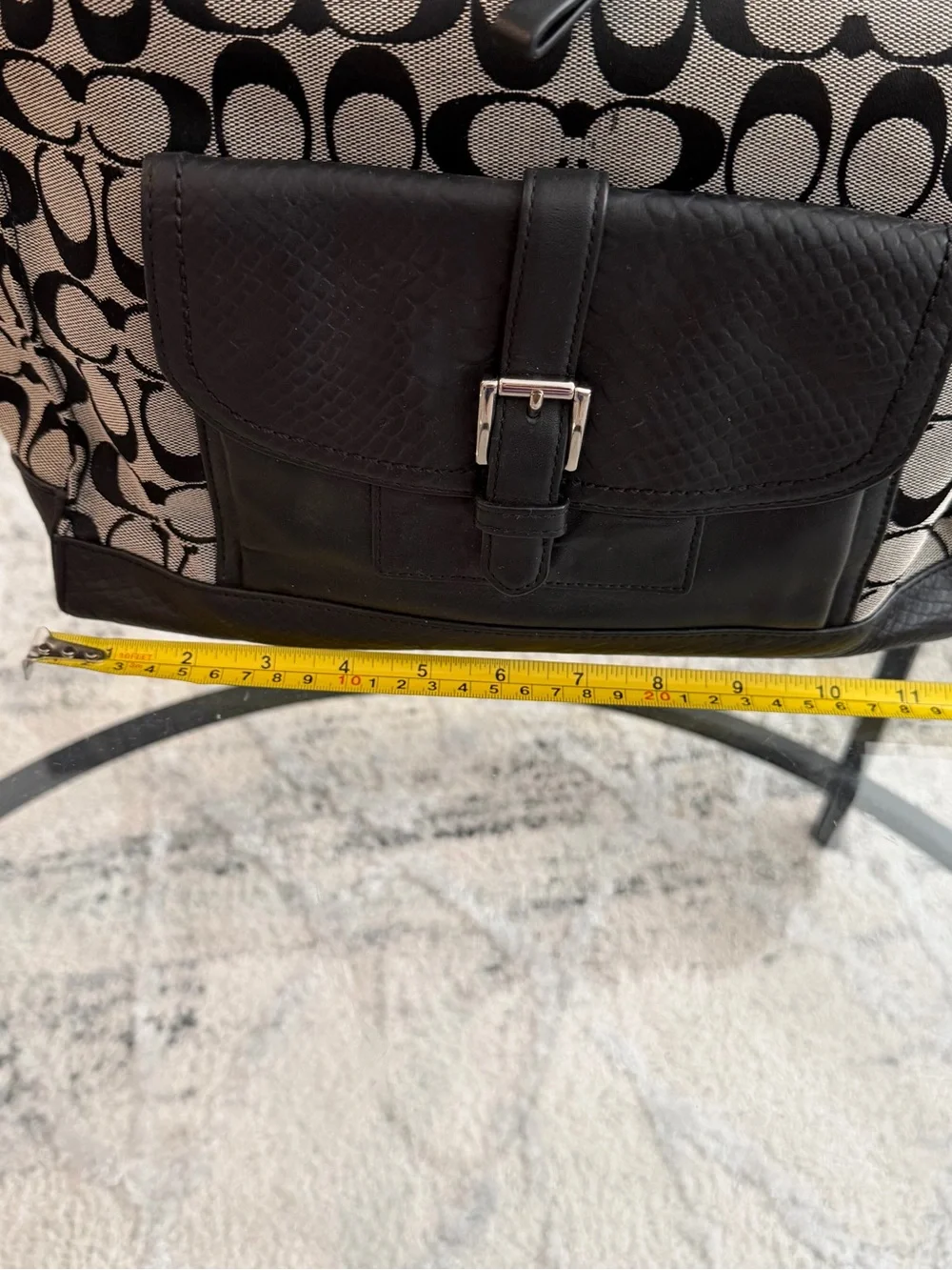 Coach tote signature
